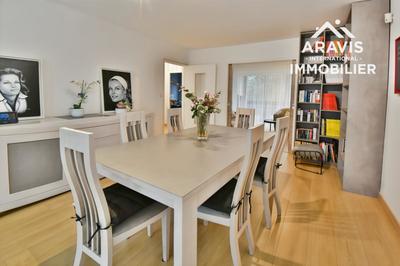 Appartement - 79 m² - 4 pièces