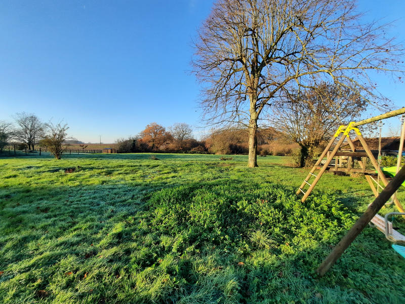 Maison - 180 m² - 5 pièces