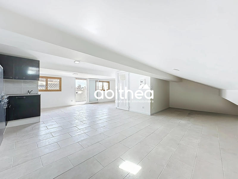 Appartement - 110 m² - 4 pièces