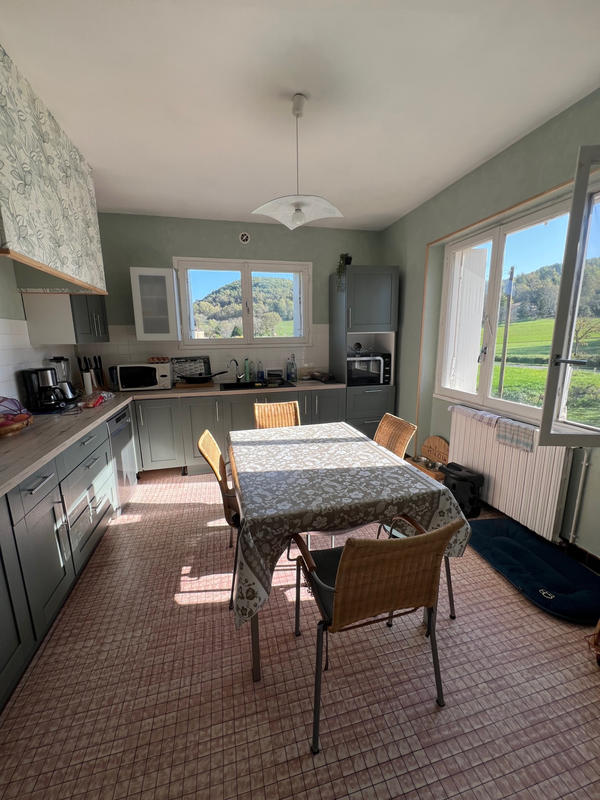 Maison - 105 m² - 6 pièces