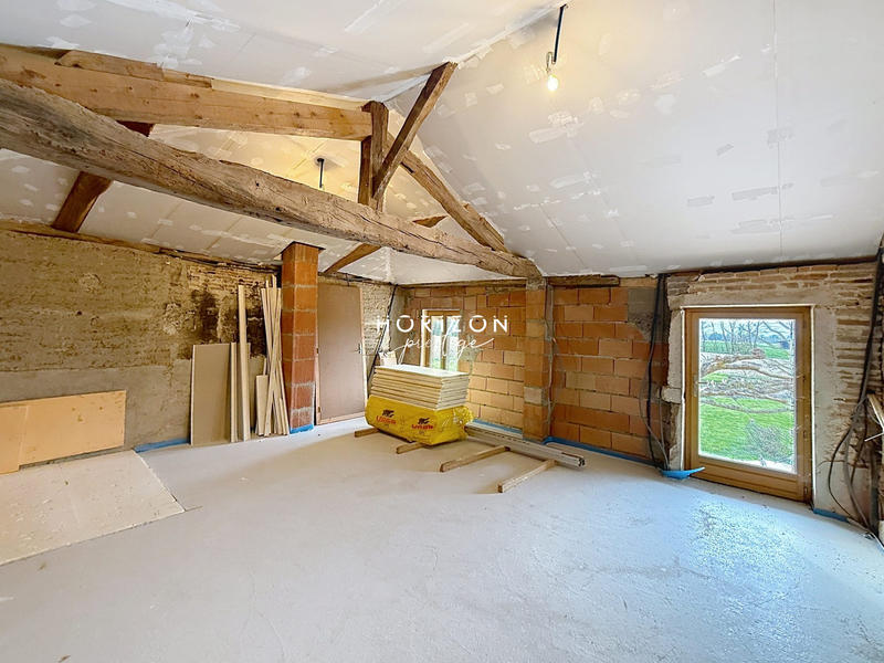 Maison ancienne - 206 m² - 8 pièces