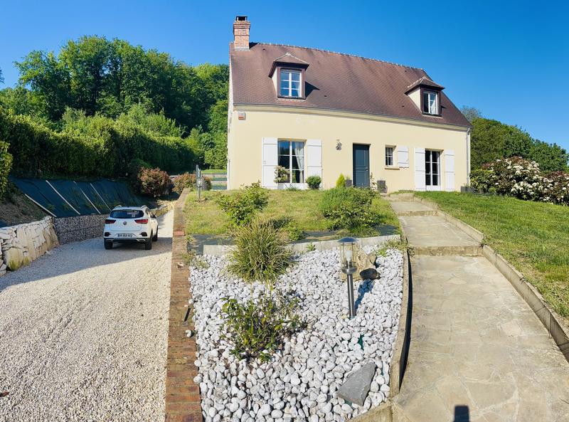 Maison contemporaine - 145 m² - 7 pièces