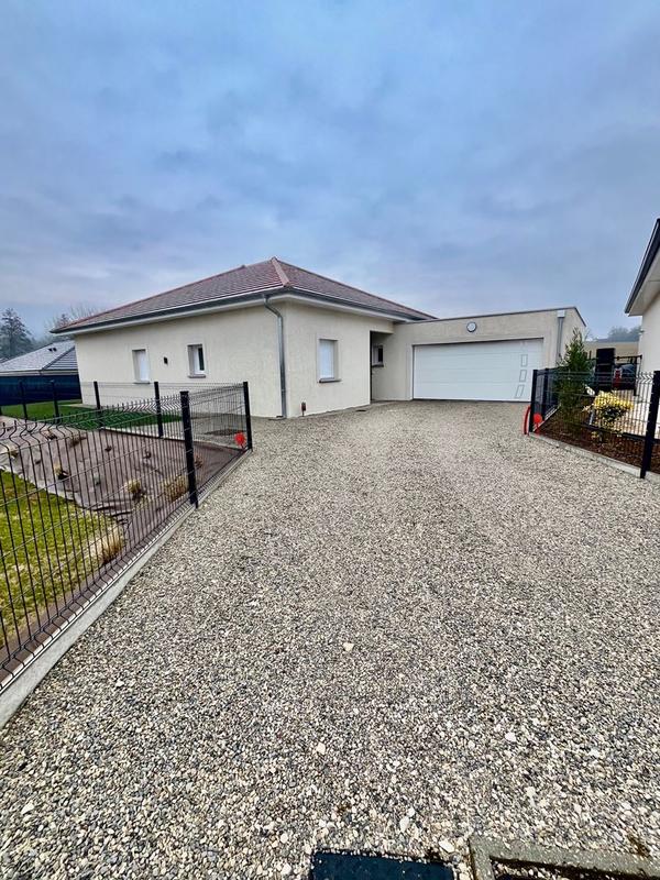 Maison traditionnelle - 115 m² - 5 pièces