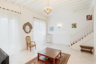 Immeuble - 295 m² - 14 pièces