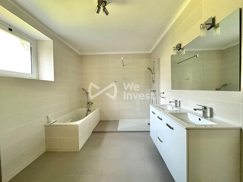 Maison - 190 m² - 6 pièces