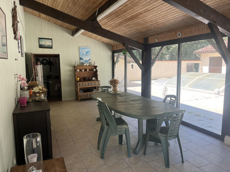 Maison - 185 m² - 6 pièces