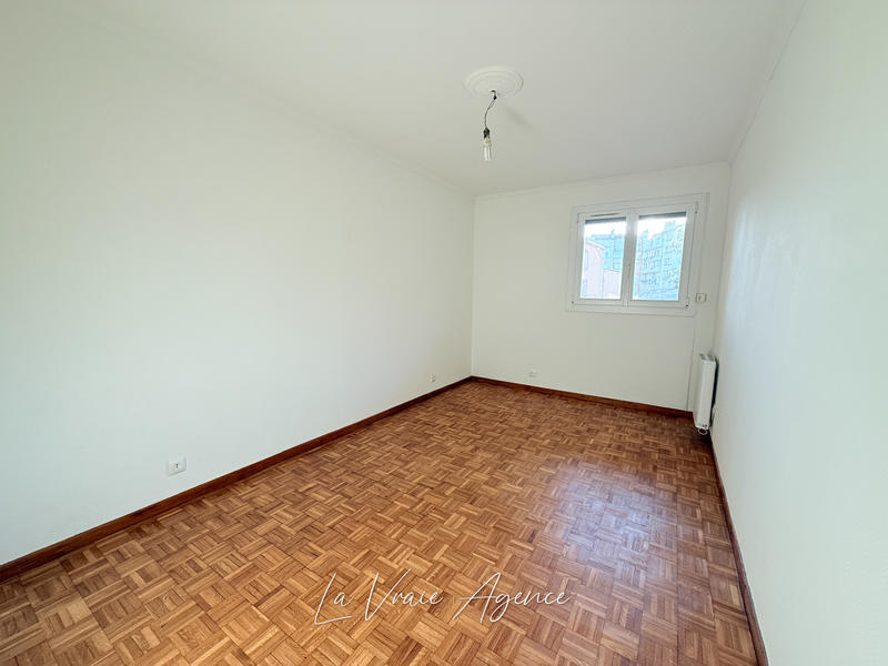 Appartement - 76 m² - 4 pièces