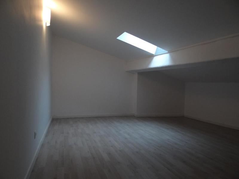 Immeuble - 140 m² - 7 pièces