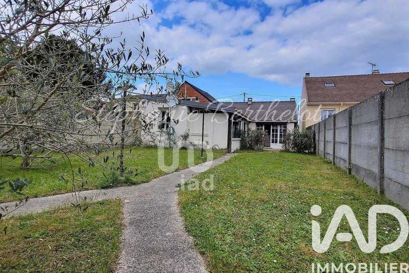 Maison - 96 m² - 4 pièces