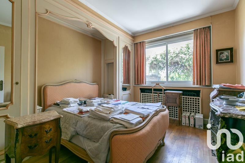 Maison - 230 m² - 12 pièces