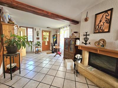 Maison de village - 200 m² - 8 pièces