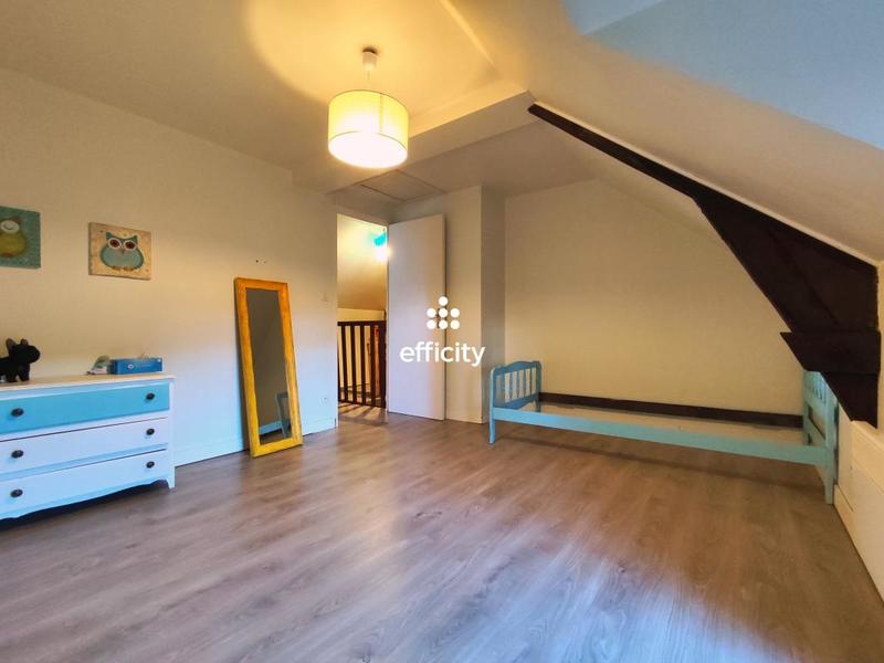 Maison - 96 m² - 4 pièces