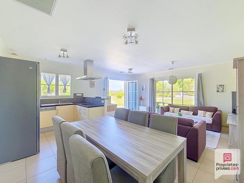 Maison - 143 m² - 10 pièces