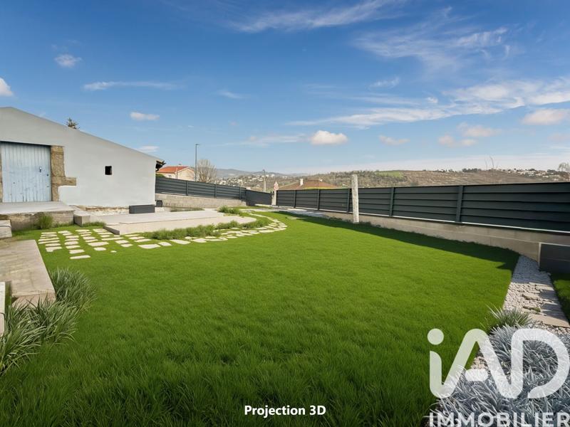 Maison - 90 m² - 4 pièces