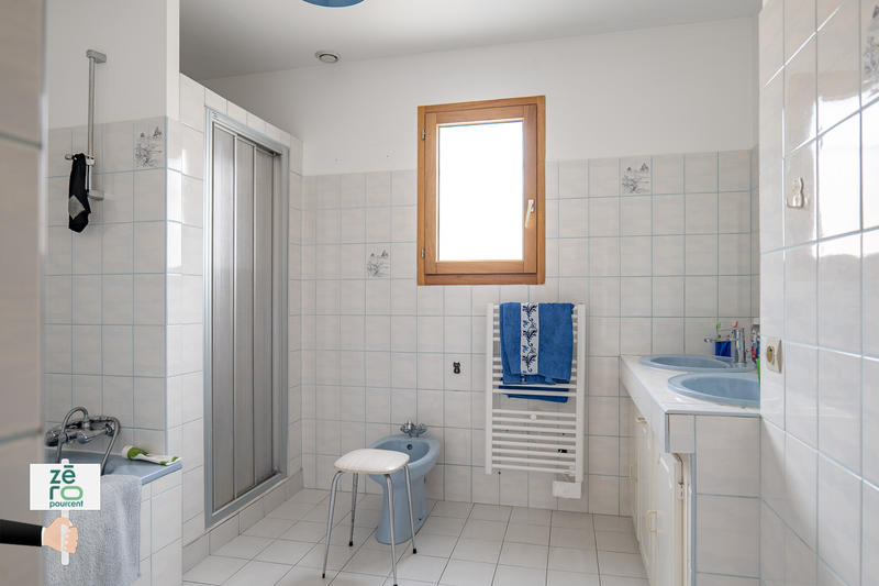 Maison - 169 m² - 7 pièces