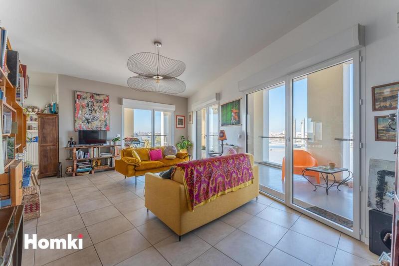 Appartement - 101 m² - 4 pièces