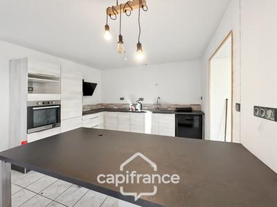 Maison - 142 m² - 6 pièces