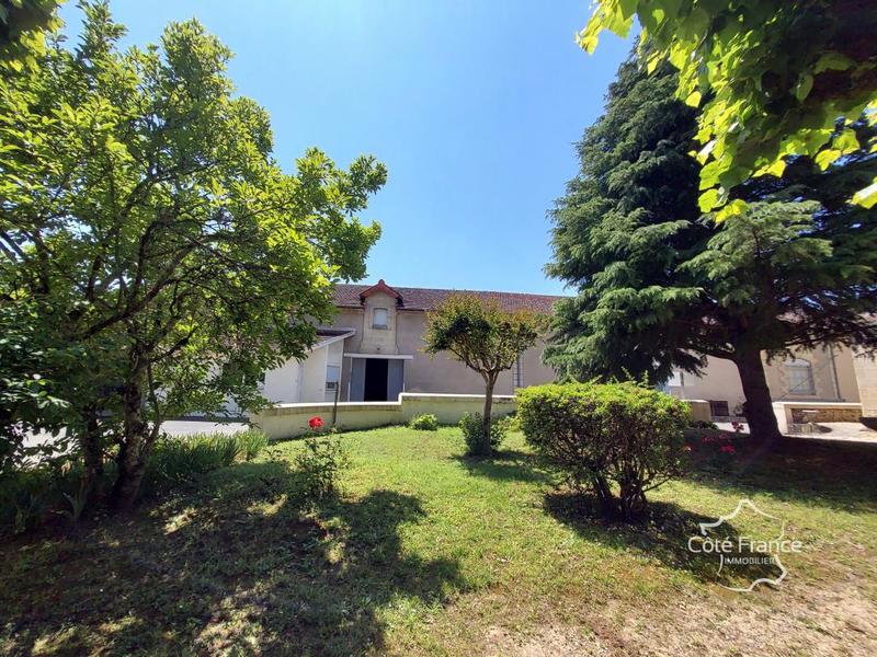 Maison de maîtres - 229 m² - 7 pièces