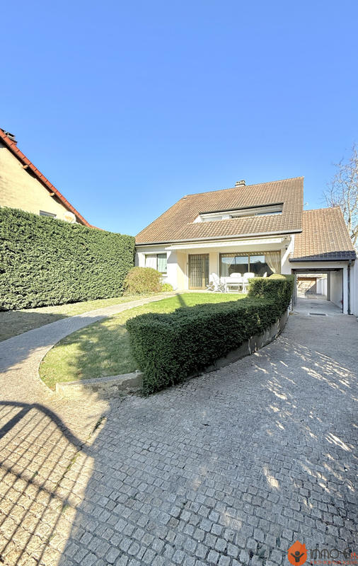 Maison - 140 m² - 7 pièces