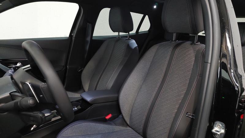 Peugeot 2008 Hybrid 145 e-Dcs6 Allure