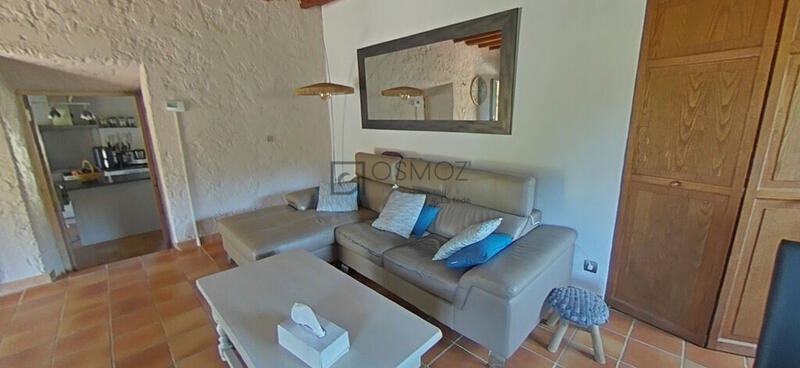 Propriété - 120 m² - 7 pièces