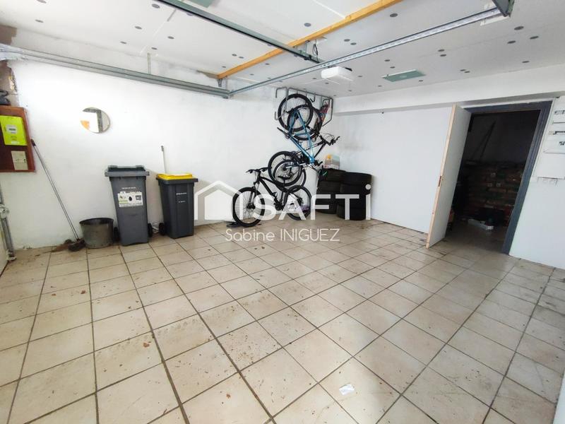 Maison - 206 m² - 10 pièces