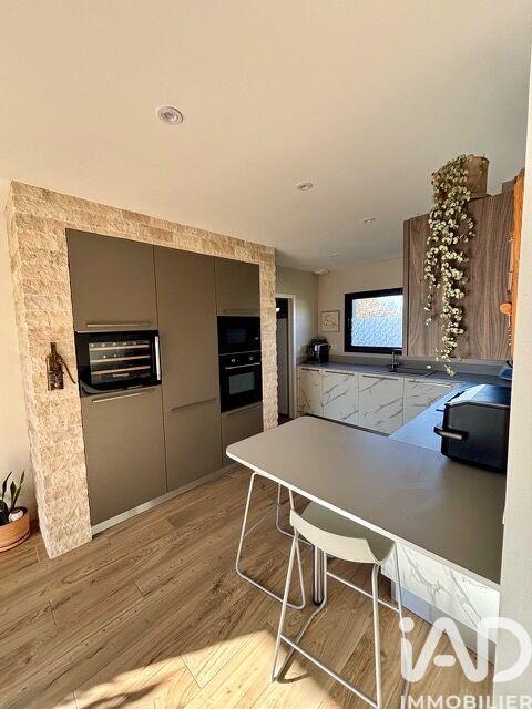 Maison - 158 m² - 7 pièces