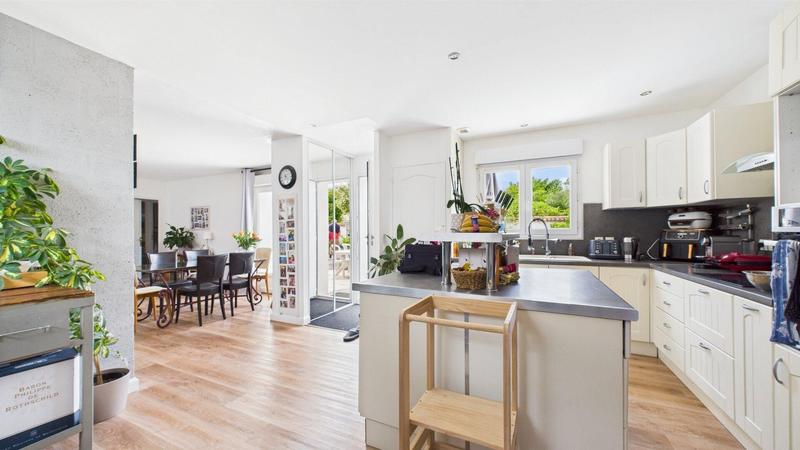 Maison - 106 m² - 4 pièces