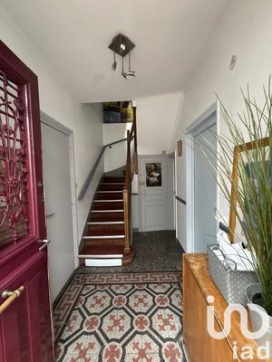 Maison - 90 m² - 5 pièces