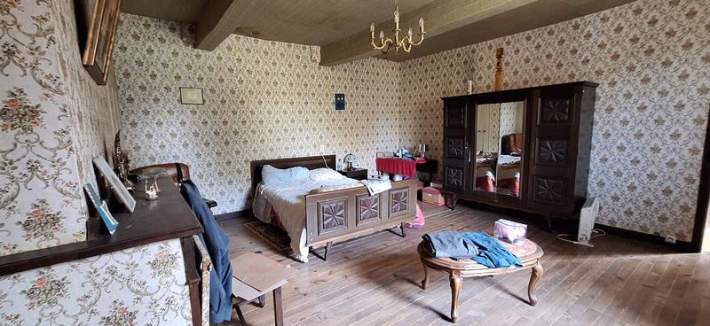 Maison - 200 m² - 5 pièces