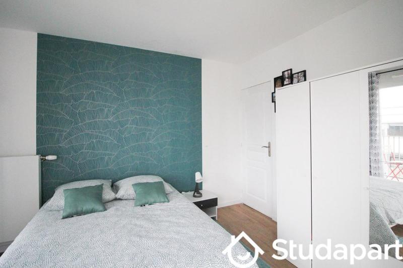 Chambre - 13 m² - 1 pièce