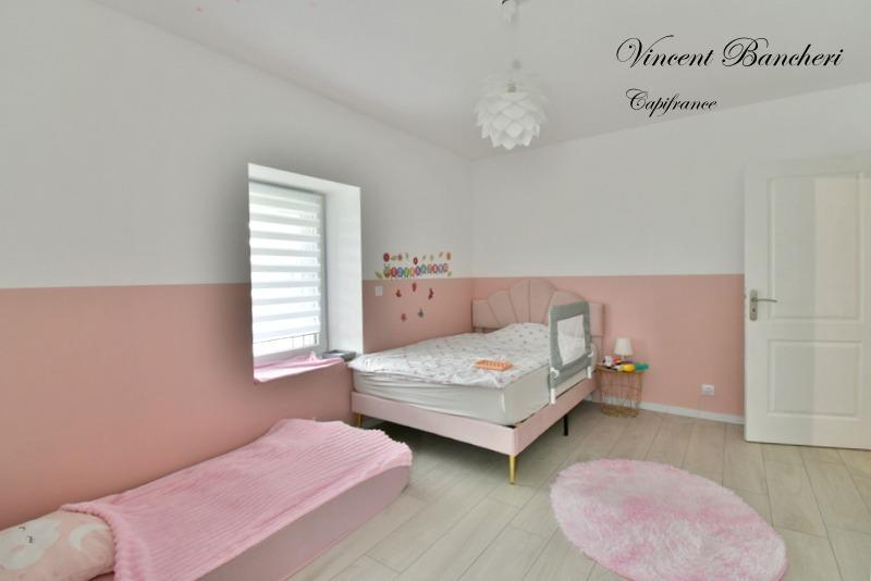 Maison - 121 m² - 4 pièces