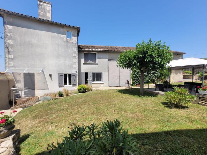 Maison - 165 m² - 4 pièces