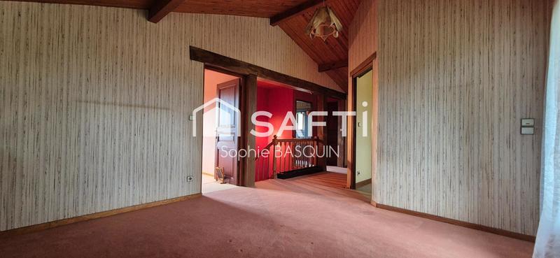 Maison - 210 m² - 8 pièces