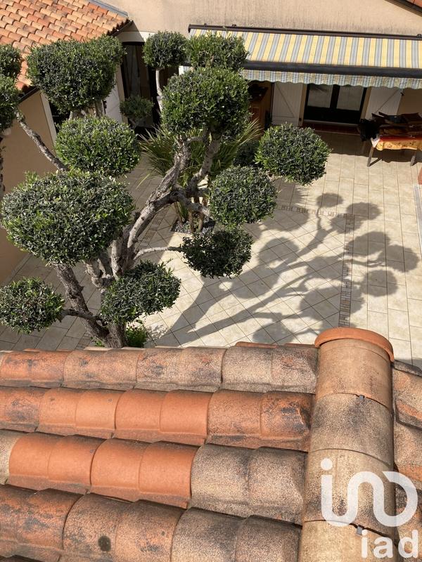 Maison - 246 m² - 8 pièces