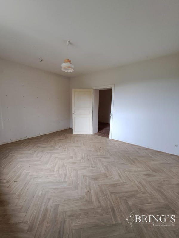 Maison - 153 m² - 6 pièces