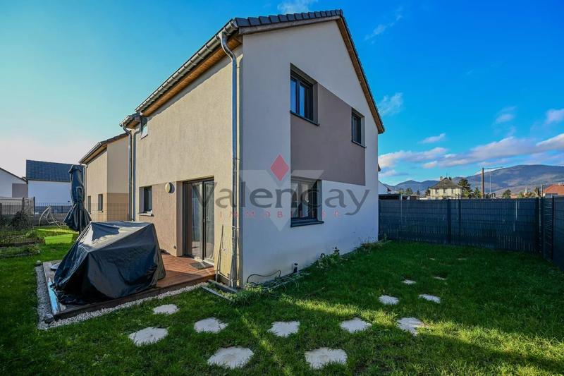 Maison - 85 m² - 4 pièces