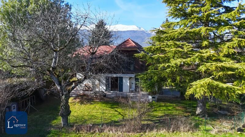 Maison - 224 m² - 5 pièces