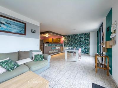 Maison - 88 m² - 4 pièces