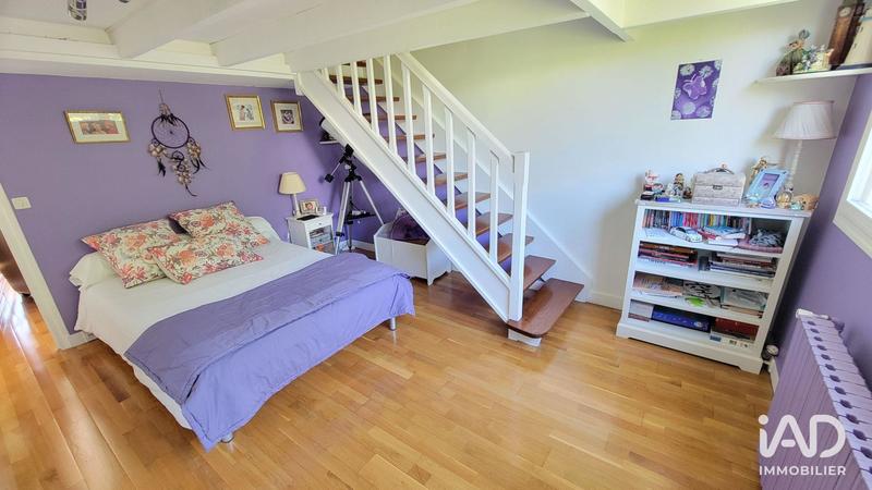 Maison - 137 m² - 6 pièces