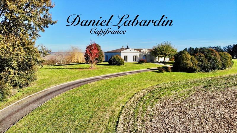 Villa - 188 m² - 6 pièces