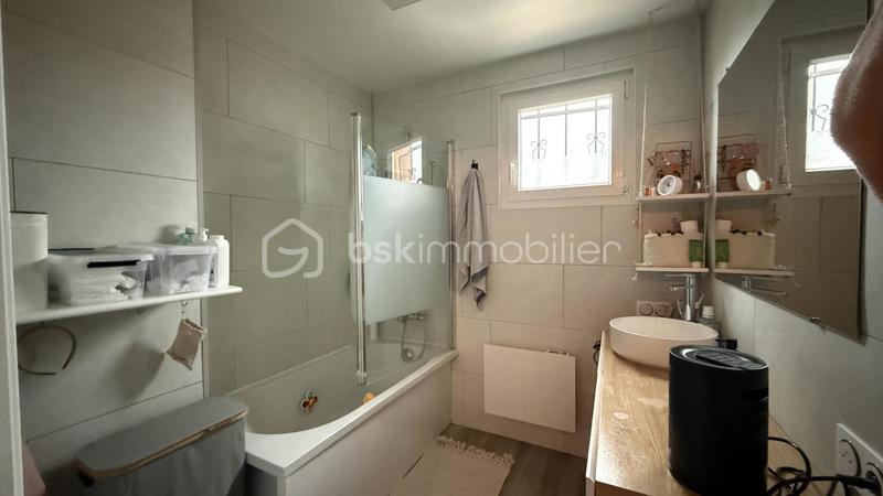 Maison - 86 m² - 5 pièces