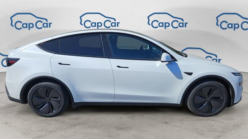 Tesla Model y Dual motor Awd Long Range