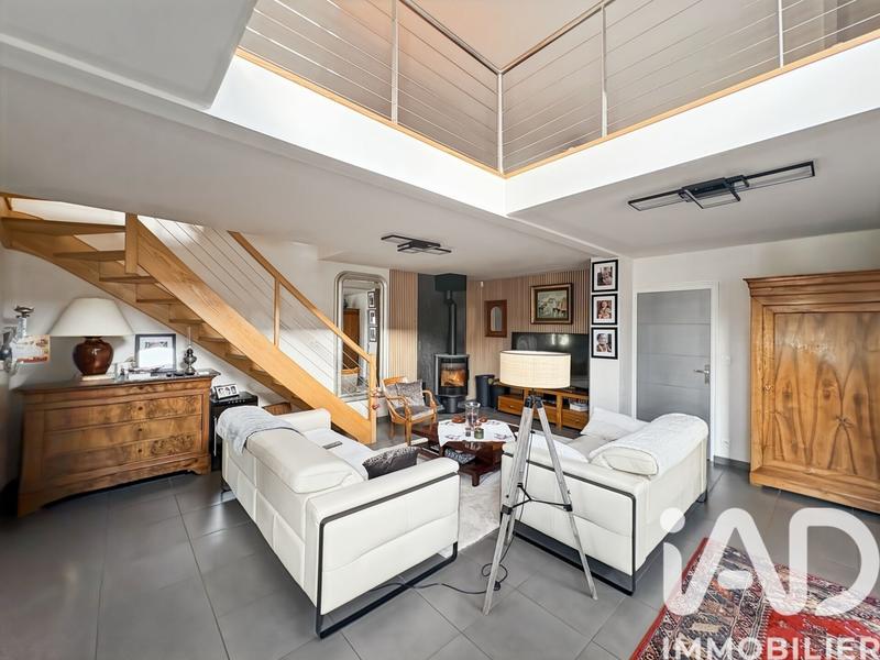 Maison - 123 m² - 5 pièces