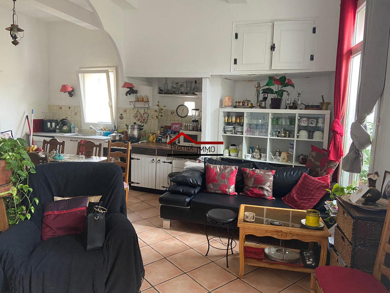 Maison - 90 m² - 5 pièces