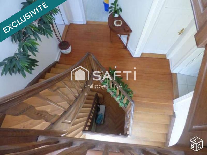 Maison de maîtres - 200 m² - 7 pièces