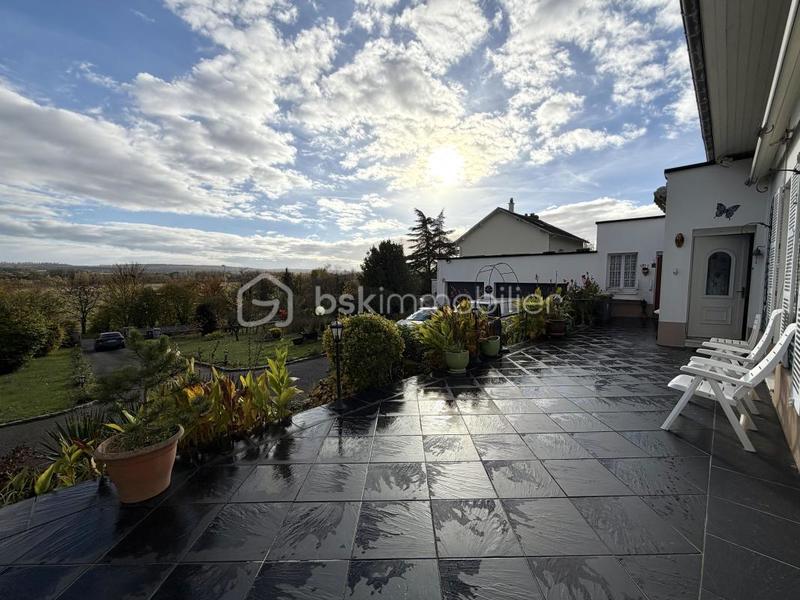 Maison - 128 m² - 6 pièces