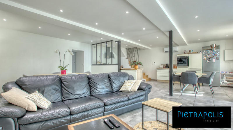 Maison - 172 m² - 5 pièces