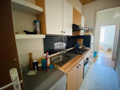 Local commercial - 196 m² - 3 pièces