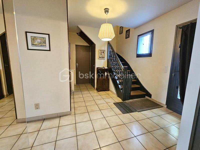 Pavillon - 150 m² - 6 pièces